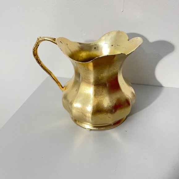 Vintage Italian Brass Pitcher Vase FTDA 1983 Scalloped‎ Design & Handle 1983 - Picture 1 of 6